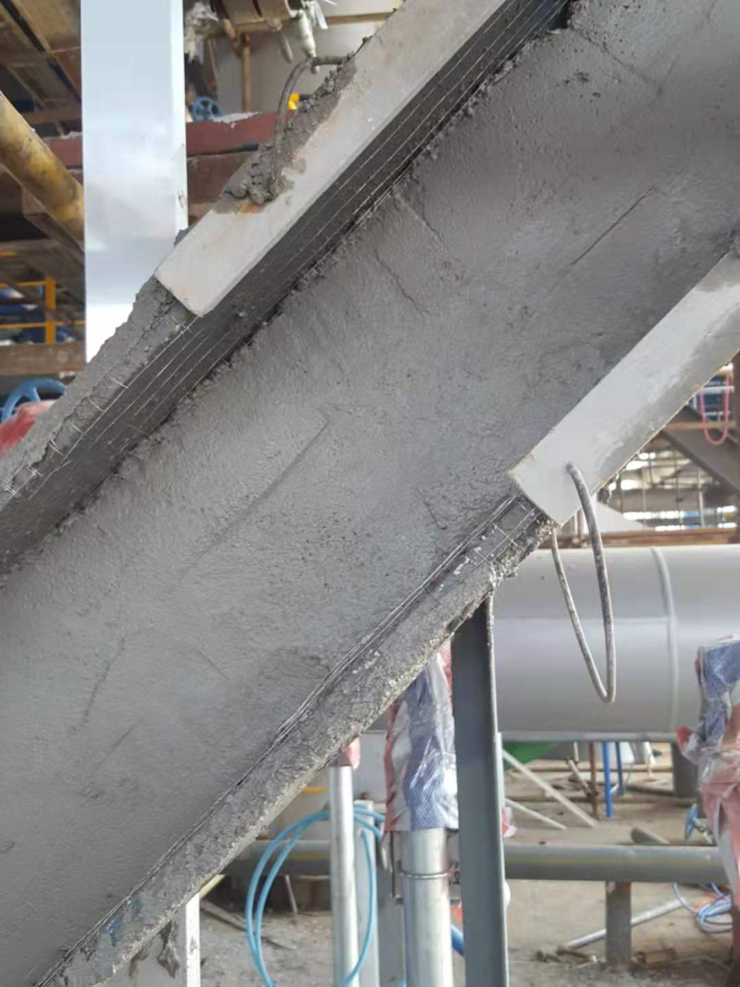 鋼結(jié)構(gòu)防火涂料施工工程現(xiàn)場(chǎng)